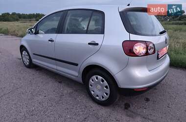 Хэтчбек Volkswagen Golf Plus 2005 в 