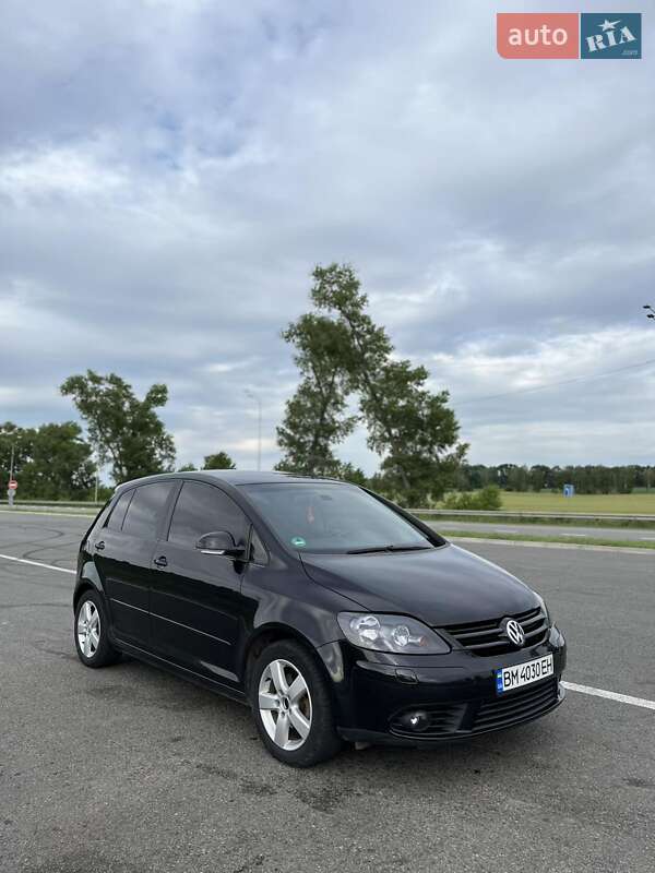 Хетчбек Volkswagen Golf Plus 2006 в Ромнах