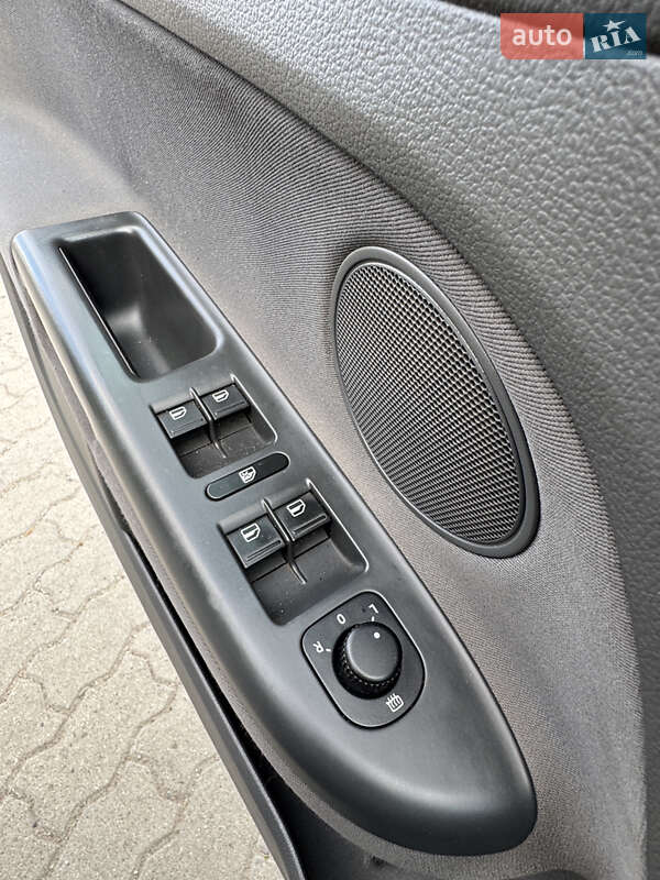 Хэтчбек Volkswagen Golf Plus 2008 в Великой Багачке