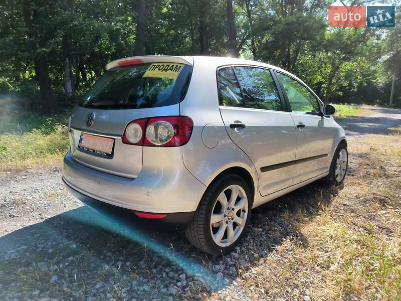 Хетчбек Volkswagen Golf Plus 2005 в Кам'янському