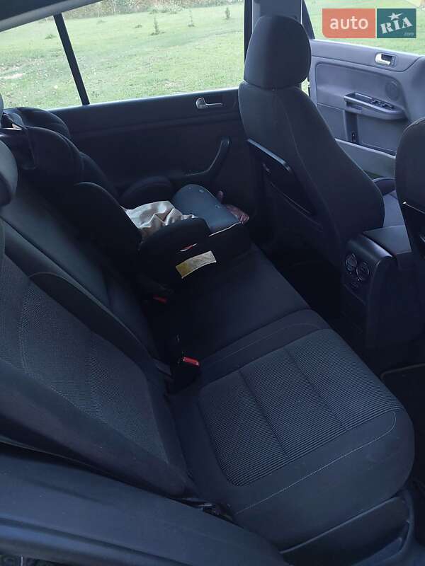 Хэтчбек Volkswagen Golf Plus 2011 в Косове фото 8 Хэтчбек Volkswagen Golf Plus 2011 в Косове