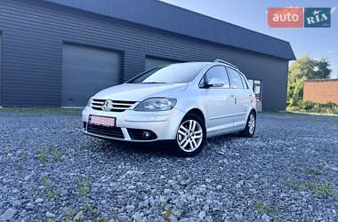Хэтчбек Volkswagen Golf Plus 2008 в 