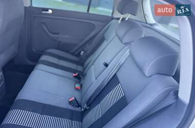 Хэтчбек Volkswagen Golf Plus 2008 в 