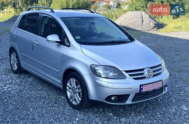 Хэтчбек Volkswagen Golf Plus 2008 в 