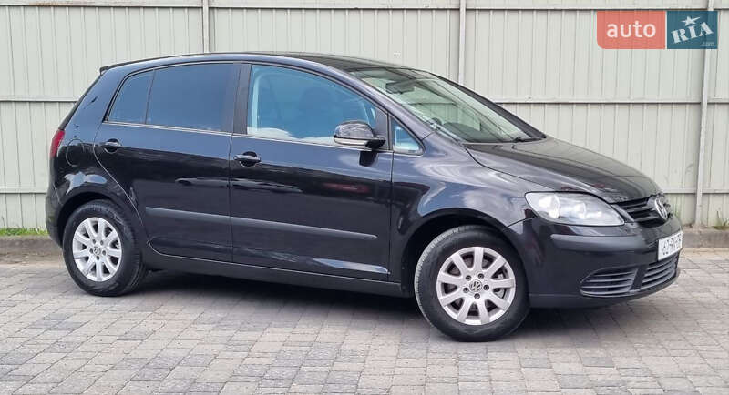 Хэтчбек Volkswagen Golf Plus 2005 в Львове