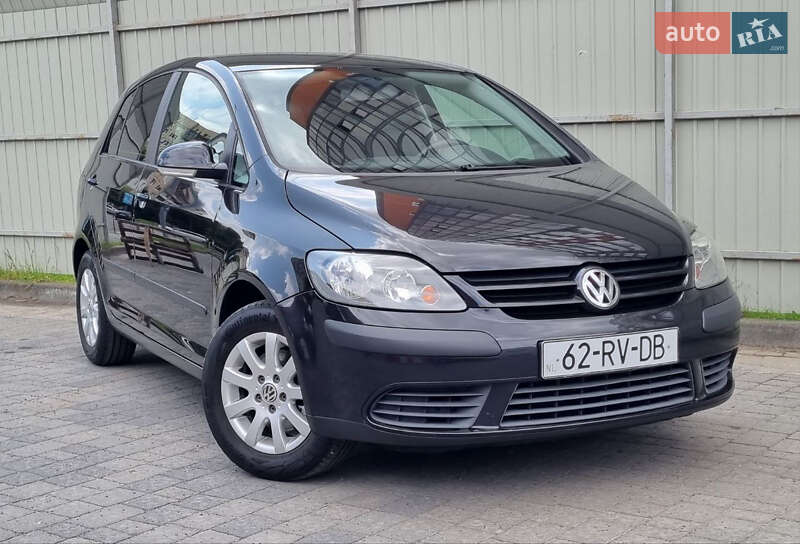 Хэтчбек Volkswagen Golf Plus 2005 в Львове