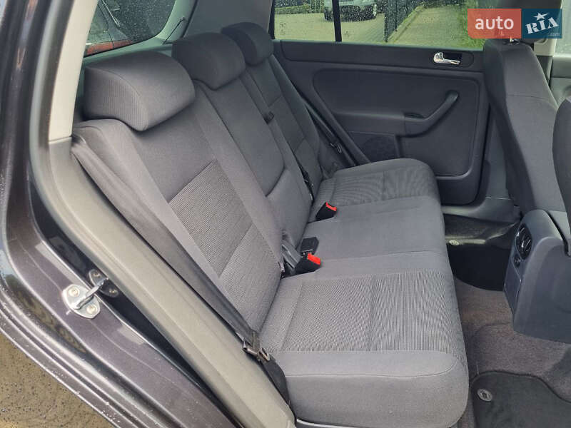 Хэтчбек Volkswagen Golf Plus 2005 в Львове