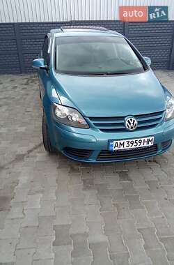 Хетчбек Volkswagen Golf Plus 2006 в Житомирі