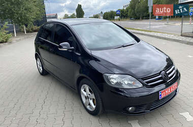 Хэтчбек Volkswagen Golf Plus 2007 в 