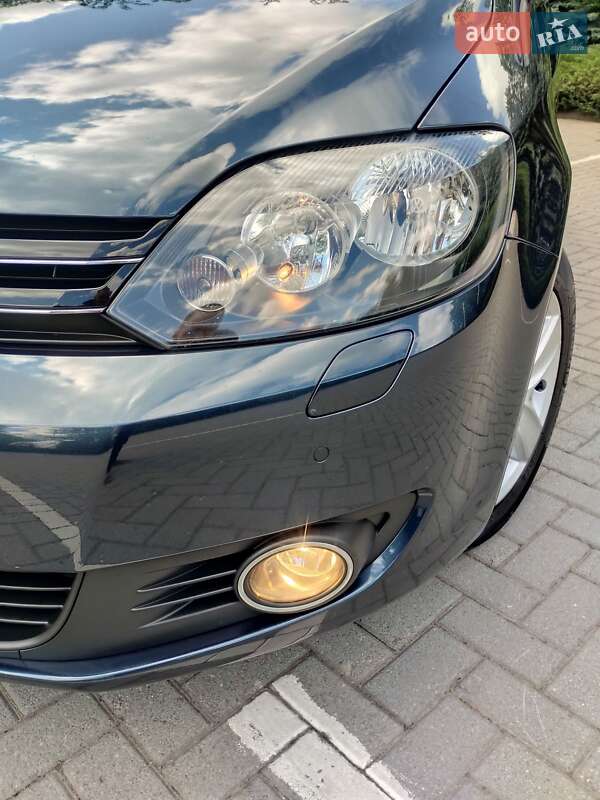 Хэтчбек Volkswagen Golf Plus 2009 в Харькове
