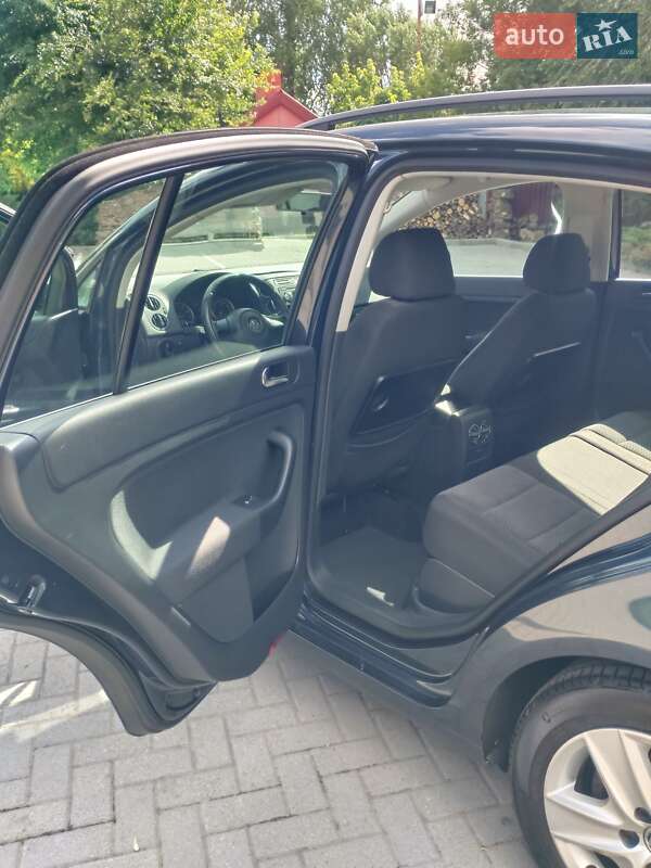 Хэтчбек Volkswagen Golf Plus 2009 в Харькове