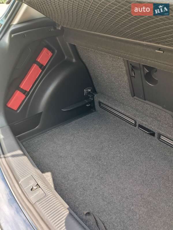 Хэтчбек Volkswagen Golf Plus 2009 в Харькове