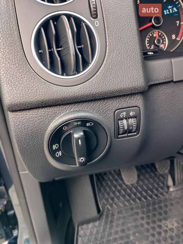 Хэтчбек Volkswagen Golf Plus 2009 в Харькове