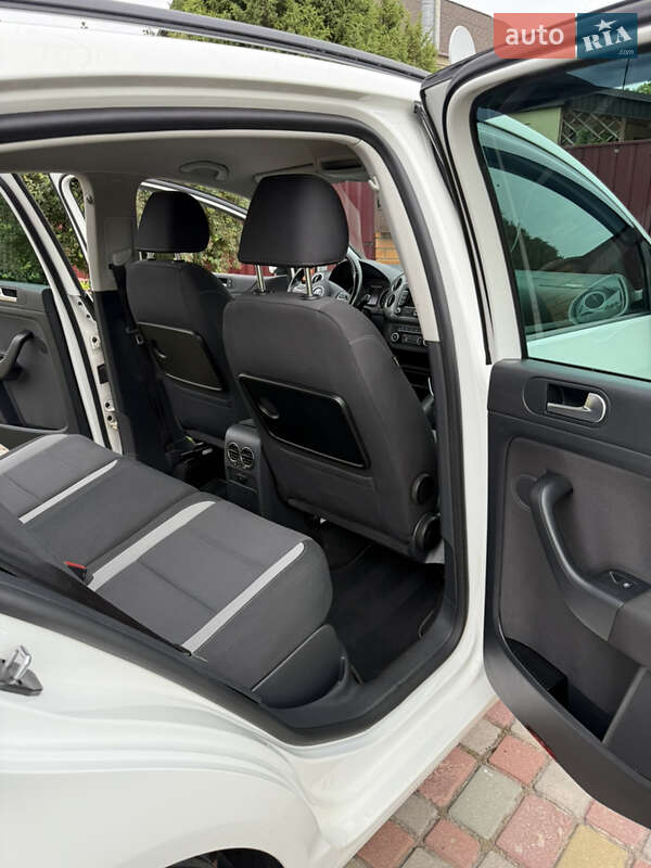 Хэтчбек Volkswagen Golf Plus 2013 в Киеве