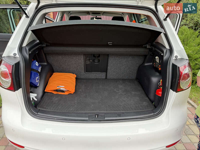 Хэтчбек Volkswagen Golf Plus 2013 в Киеве