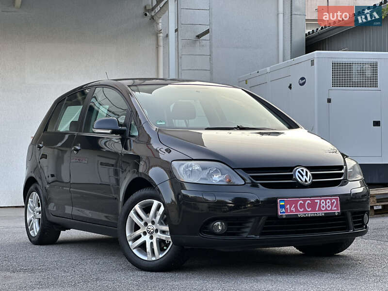 Хэтчбек Volkswagen Golf Plus 2006 в Виннице