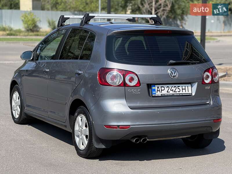 Хэтчбек Volkswagen Golf Plus 2010 в Днепре