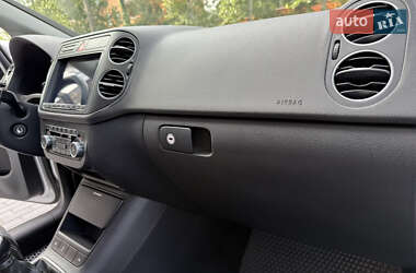 Хетчбек Volkswagen Golf Plus 2010 в 