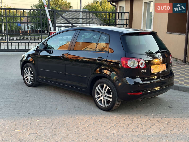 Хетчбек Volkswagen Golf Plus 2010 в Великій Багачці