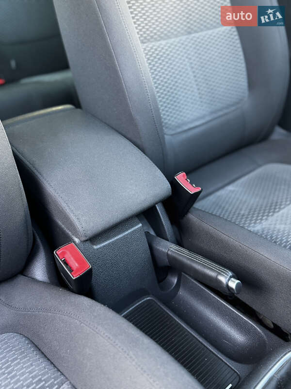 Хетчбек Volkswagen Golf Plus 2010 в Великій Багачці