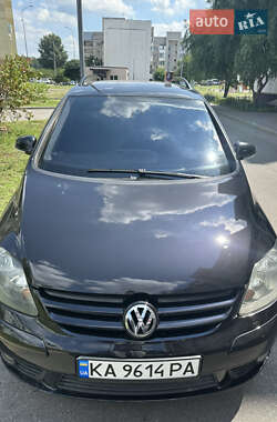 Хэтчбек Volkswagen Golf Plus 2008 в Киеве