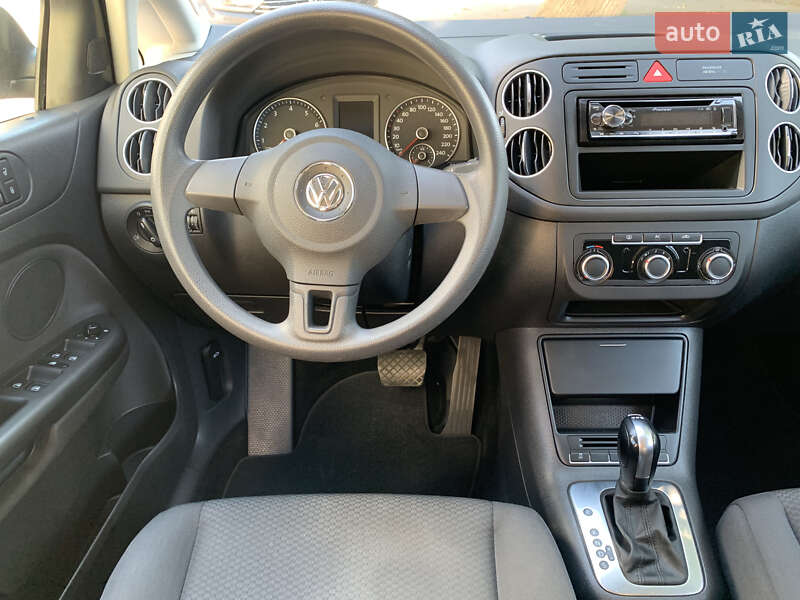 Хетчбек Volkswagen Golf Plus 2010 в Рівному фото 26 Хетчбек Volkswagen Golf Plus 2010 в Рівному