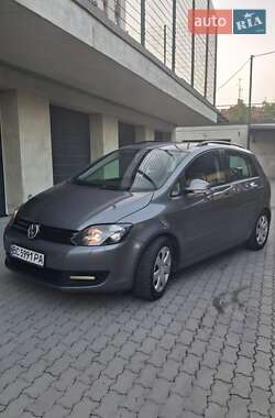 Хэтчбек Volkswagen Golf Plus 2010 в Дрогобыче