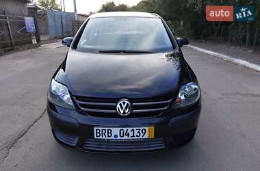 Хетчбек Volkswagen Golf Plus 2005 в Нововолинську