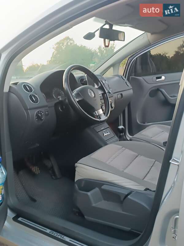 Хэтчбек Volkswagen Golf Plus 2006 в Чернигове