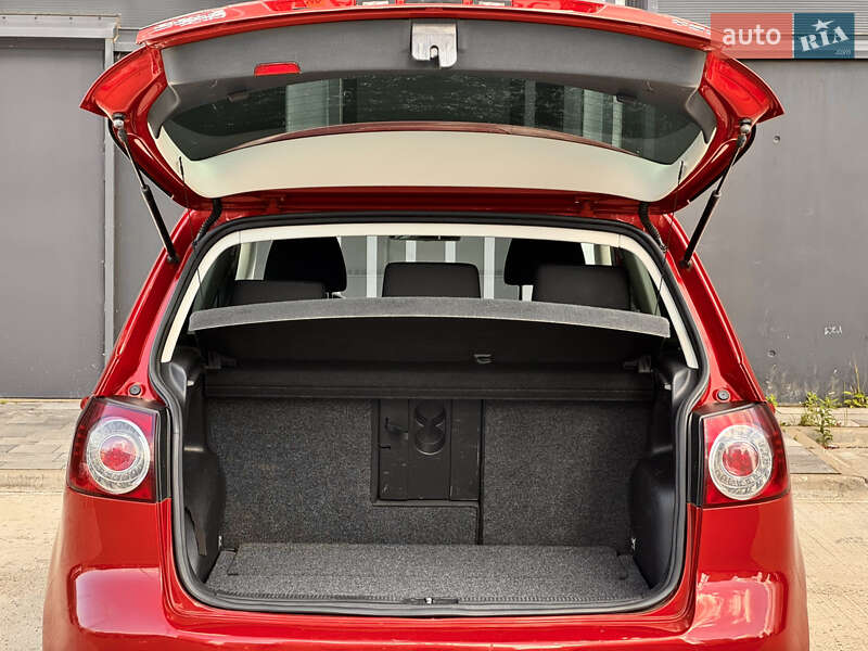 Хетчбек Volkswagen Golf Plus 2010 в Києві