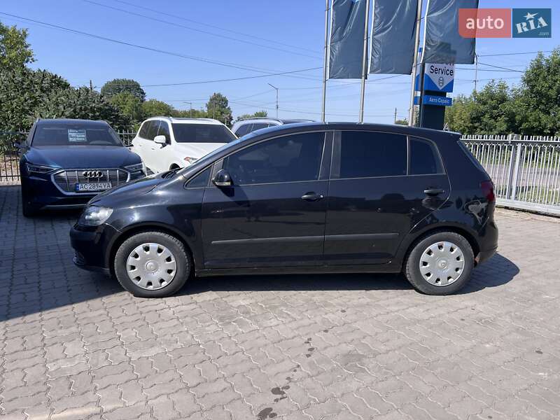 Хетчбек Volkswagen Golf Plus 2006 в Нововолинську