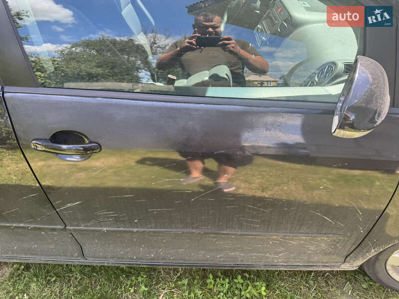 Хэтчбек Volkswagen Golf Plus 2010 в Турийске