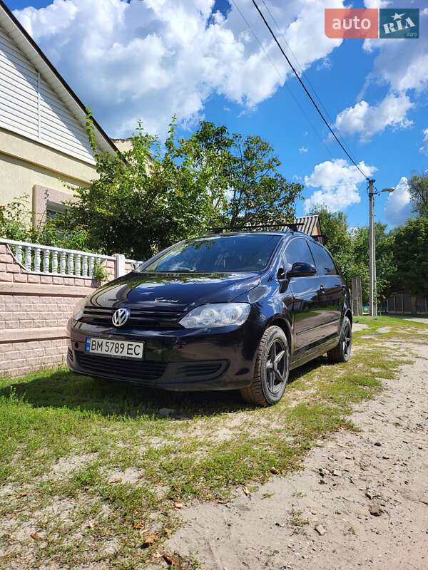 Хетчбек Volkswagen Golf Plus 2010 в Сумах