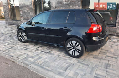 Хэтчбек Volkswagen Golf Plus 2006 в 