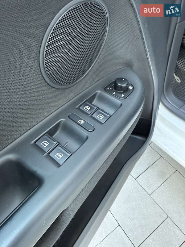 Хэтчбек Volkswagen Golf Plus 2009 в Ивано-Франковске