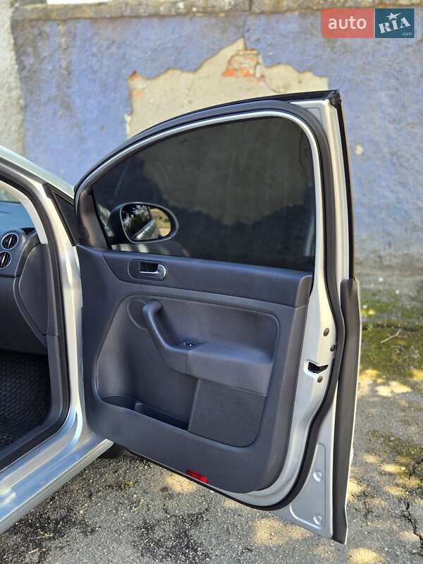 Хэтчбек Volkswagen Golf Plus 2008 в Еланце