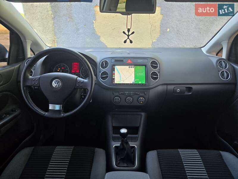 Хэтчбек Volkswagen Golf Plus 2008 в Еланце