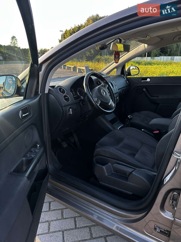 Хэтчбек Volkswagen Golf Plus 2010 в Львове