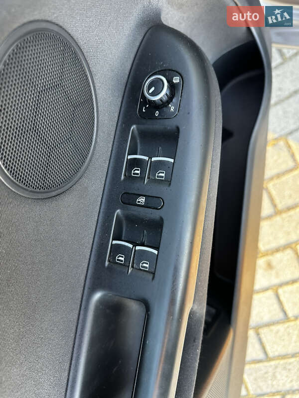 Хэтчбек Volkswagen Golf Plus 2010 в Львове