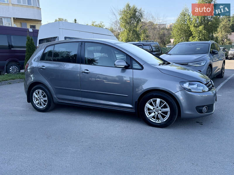 Хетчбек Volkswagen Golf Plus 2011 в Києві