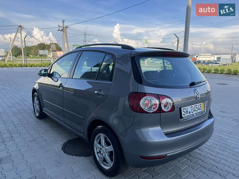 Хетчбек Volkswagen Golf Plus 2010 в Хусті