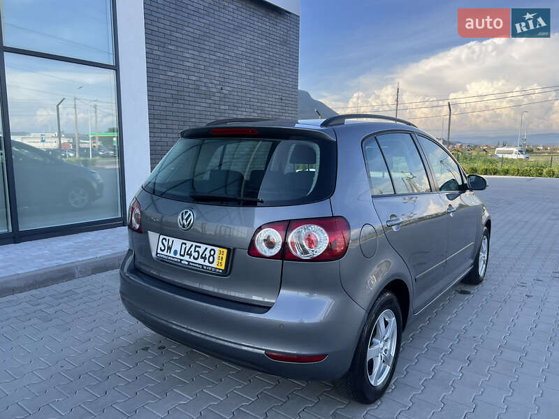 Хетчбек Volkswagen Golf Plus 2010 в Хусті