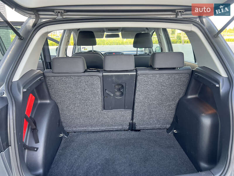 Хетчбек Volkswagen Golf Plus 2010 в Хусті