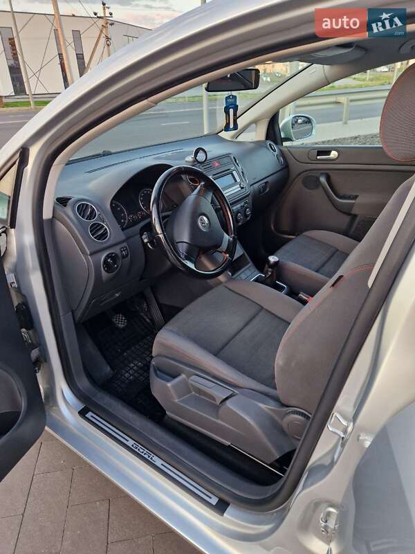 Хетчбек Volkswagen Golf Plus 2006 в Луцьку