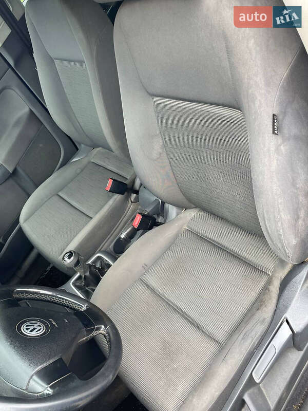 Хетчбек Volkswagen Golf Plus 2005 в Вигоді фото 28 Хетчбек Volkswagen Golf Plus 2005 в Вигоді