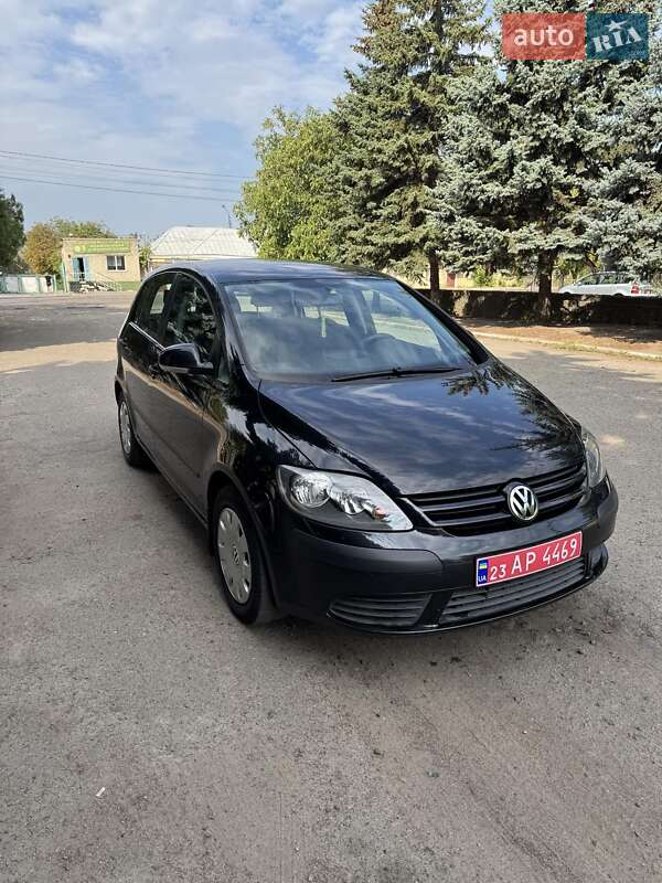 Хэтчбек Volkswagen Golf Plus 2007 в Вознесенске