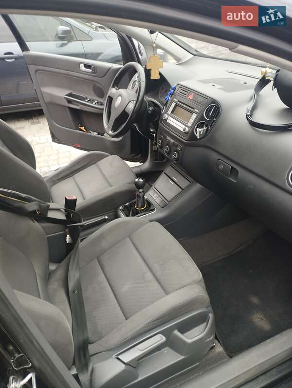 Хэтчбек Volkswagen Golf Plus 2005 в Ровно