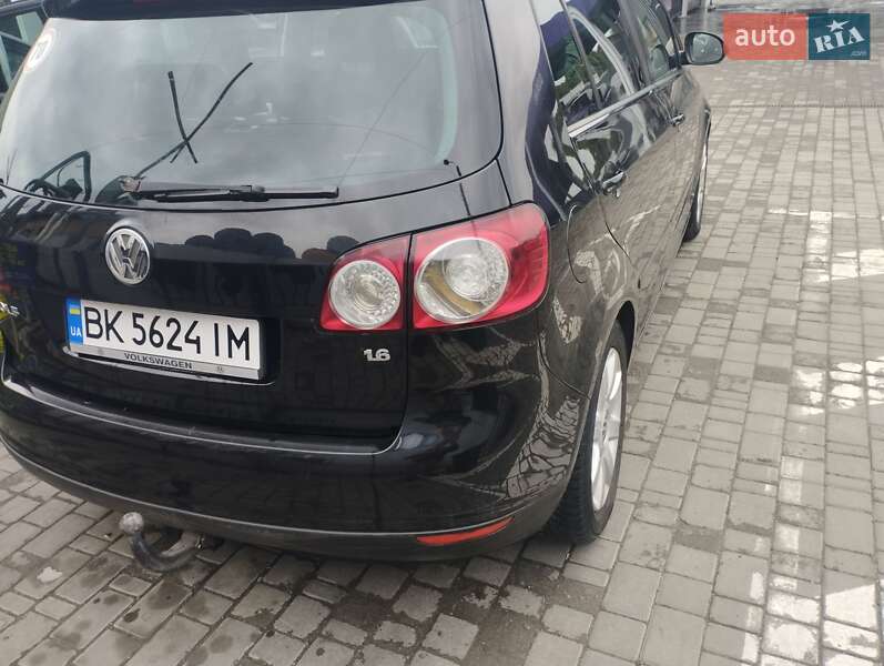Хэтчбек Volkswagen Golf Plus 2005 в Ровно
