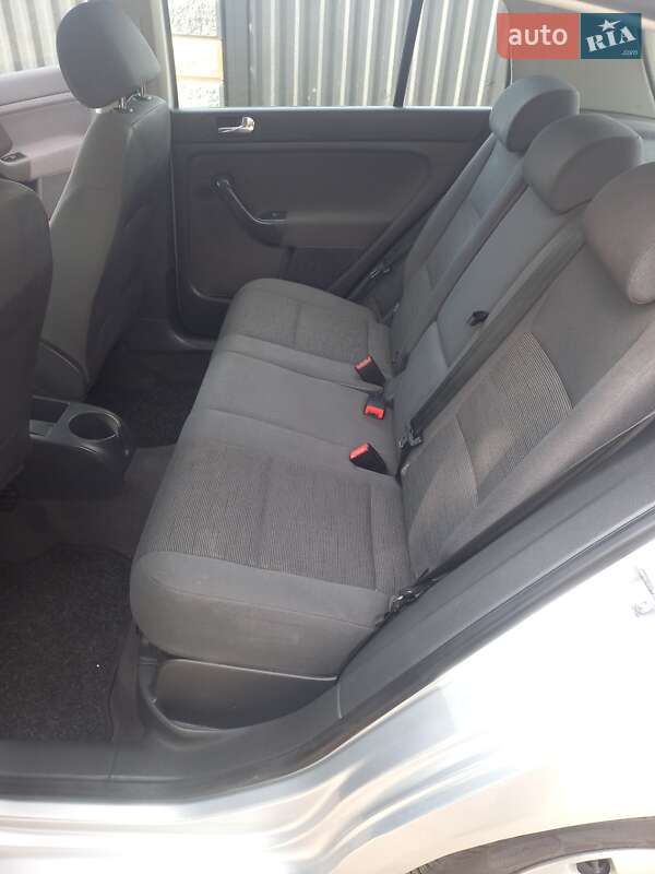 Хетчбек Volkswagen Golf Plus 2006 в Рівному