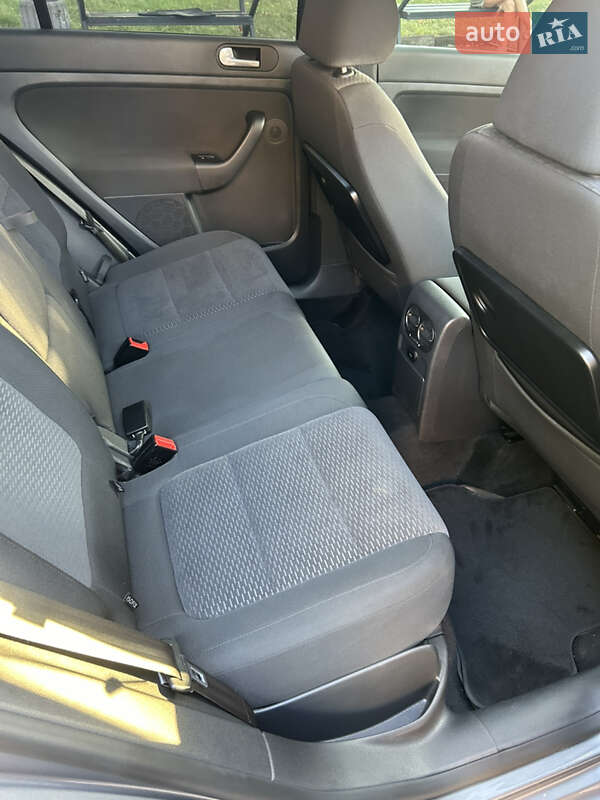 Хэтчбек Volkswagen Golf Plus 2009 в Калуше